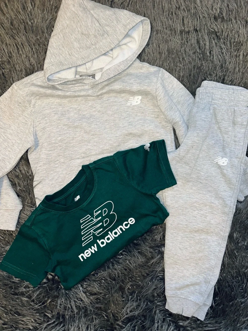 New Balance Jogger Set, boys size 5-6t